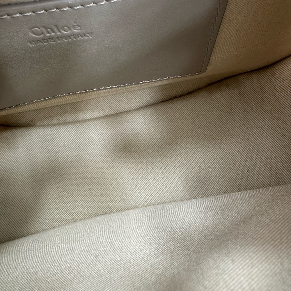 Chloe Gray Crossbody Bag with Gold Ring - Picture 6 of 9